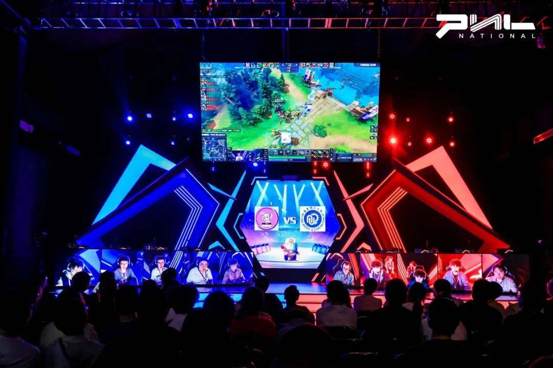 从而保持全 从而保持全