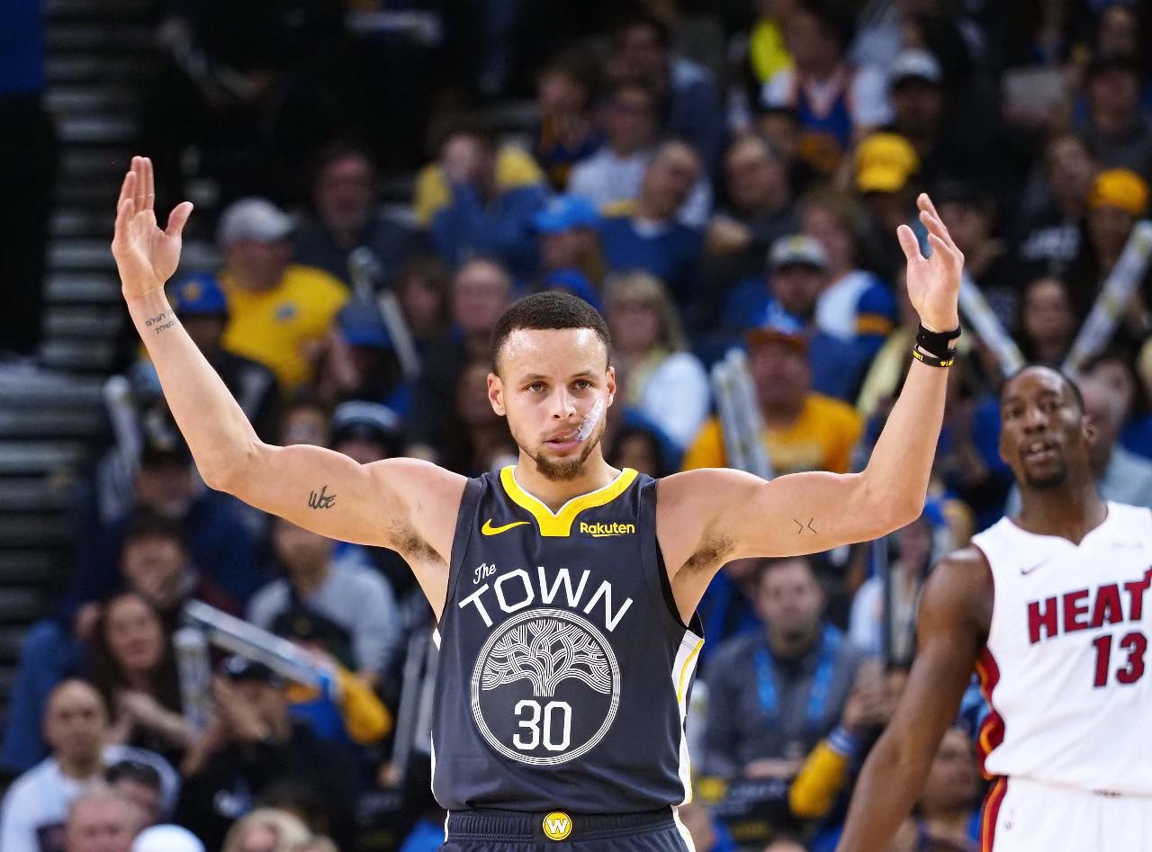 相比之下 相比之下