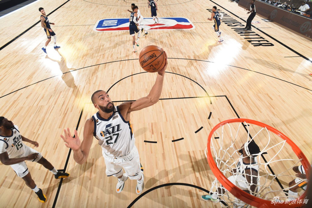 更是球迷多 更是球迷多